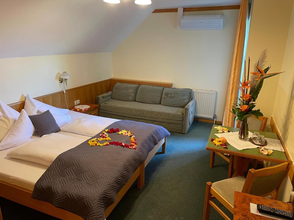 Pension Thermenland Loipersdorf bei Fuerstenfeld Bagian luar foto